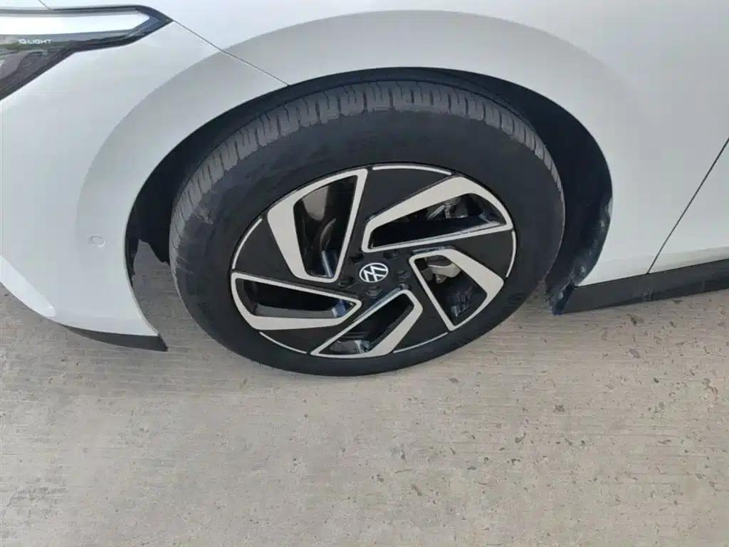 Volkswagen ID.7 VIZZION 2024 First Edition — миниатюра 23