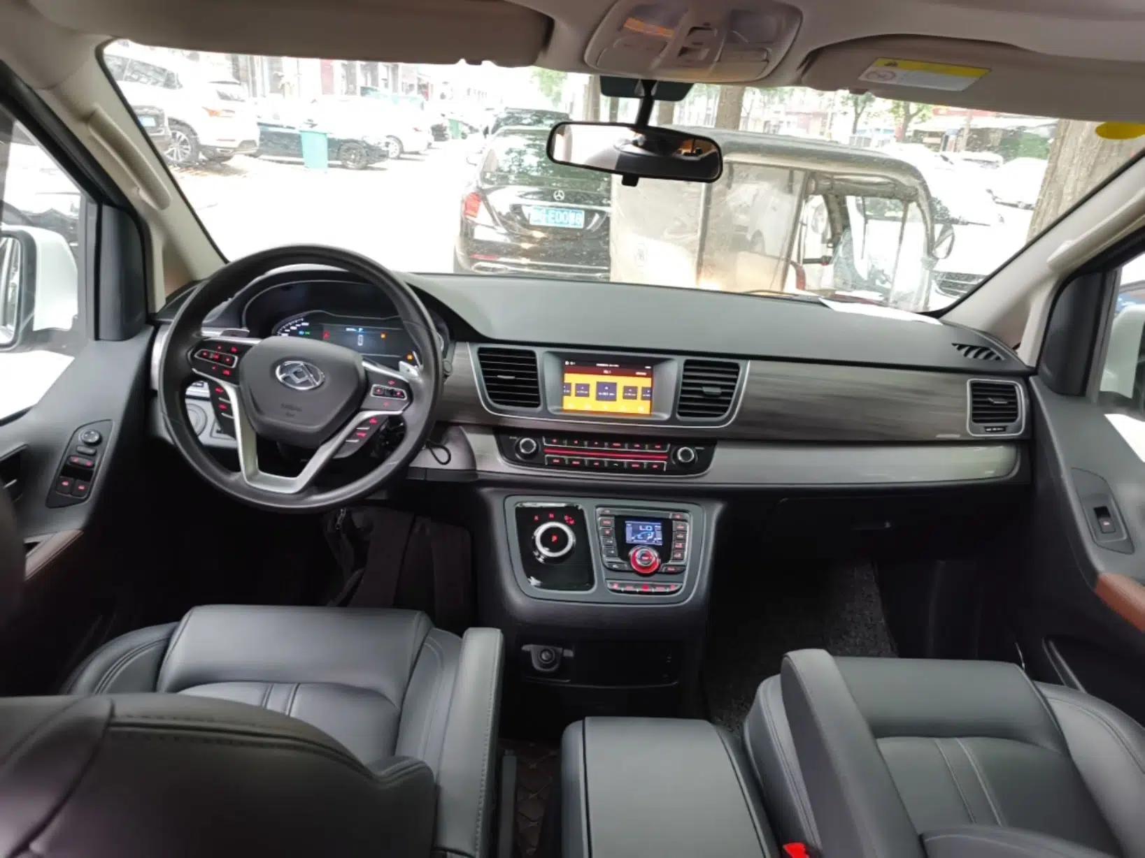 SAIC MAXUS G10 2022 2.0T Automatic Elite Edition Gasoline 7-Seater — миниатюра 13