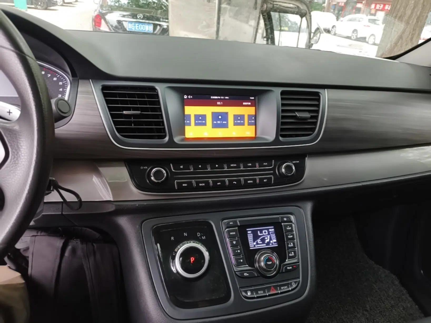 SAIC MAXUS G10 2022 2.0T Automatic Elite Edition Gasoline 7-Seater — миниатюра 16