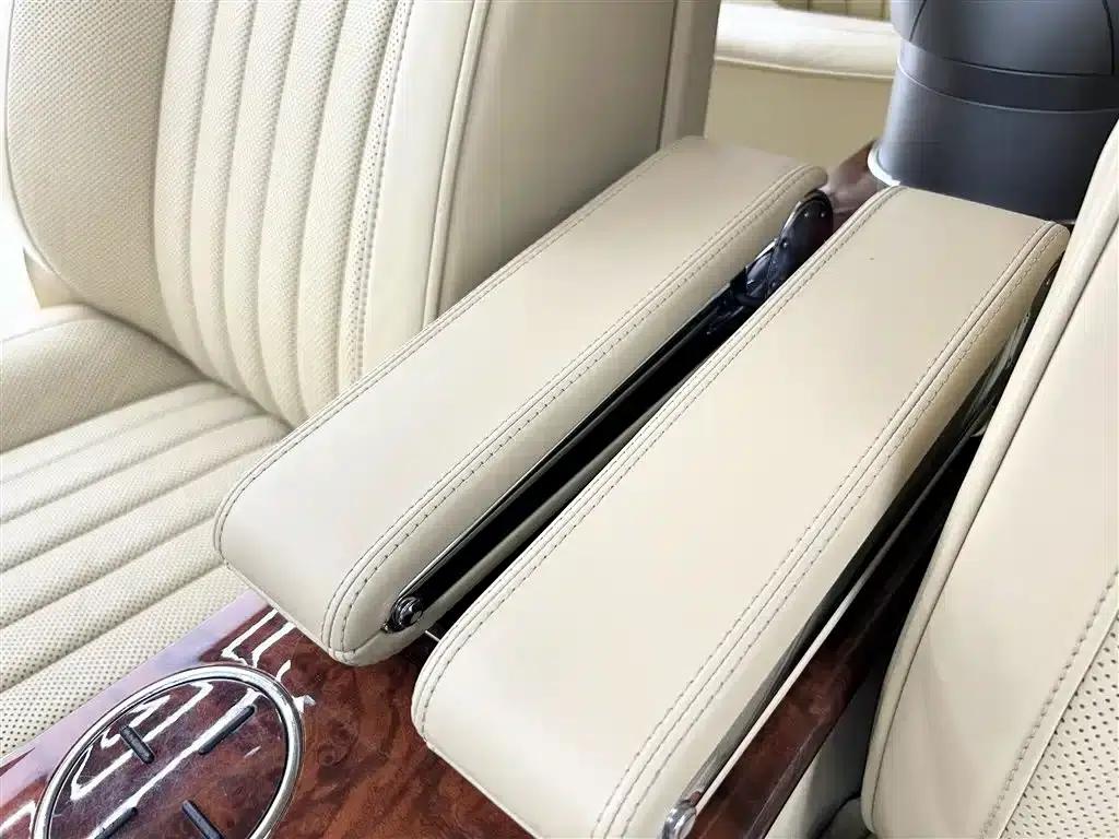 Phaeton 2009 4.2L V8 4-seater Extended Executive Edition — миниатюра 21