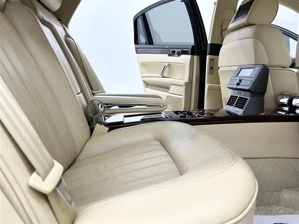 Phaeton 2009 4.2L V8 4-seater Extended Executive Edition — миниатюра 8