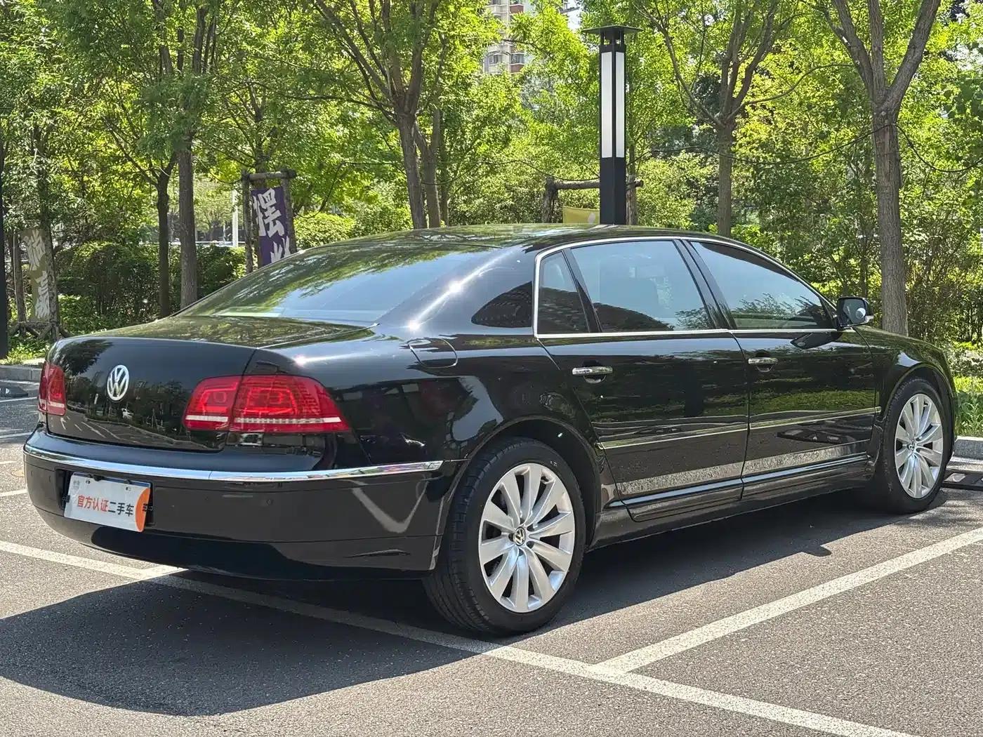 Phaeton 2011 3.6L V6 4-seater Extended Individual Edition — миниатюра 7