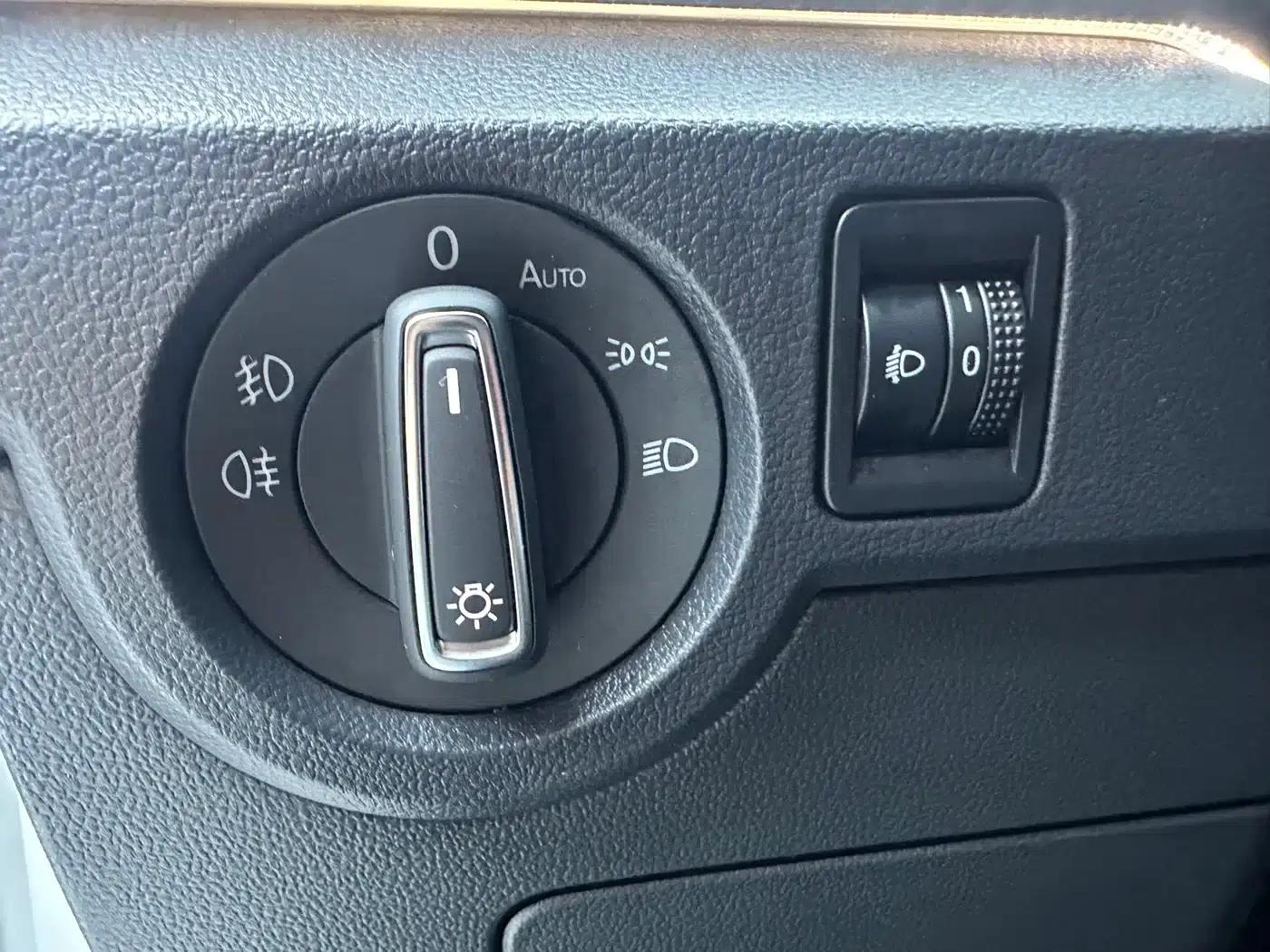 2021 Volkswagen T-Cross 1.5L Automatic Smart Connect Edition — миниатюра 9
