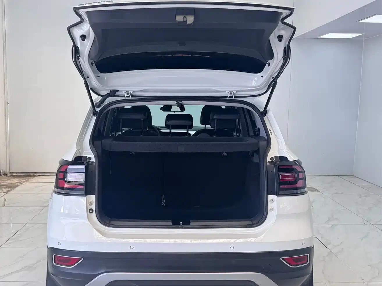 T-Cross 2021 1.5L Automatic 30th Anniversary Edition — миниатюра 16