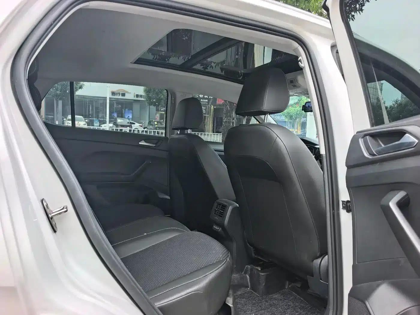 2021 Volkswagen T-Cross 1.5L Automatic Smart Connect Edition — миниатюра 17