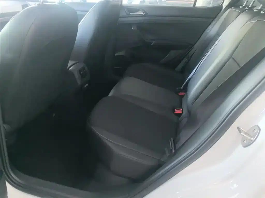 2023 Volkswagen T-Cross 200TSI DSG Smart Connect Edition — миниатюра 17