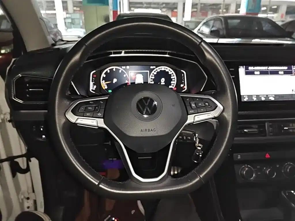 2020 Volkswagen T-Cross 1.5L Automatic R-Line — миниатюра 11
