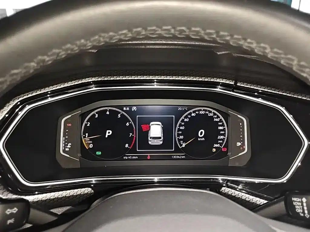 2020 Volkswagen T-Cross 1.5L Automatic R-Line — миниатюра 12