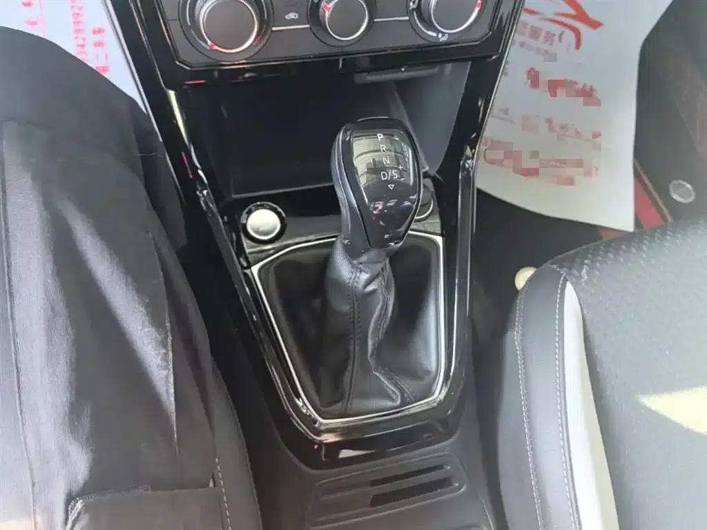 2021 Volkswagen T-Cross 1.5L Automatic Smart Connect Edition — миниатюра 14