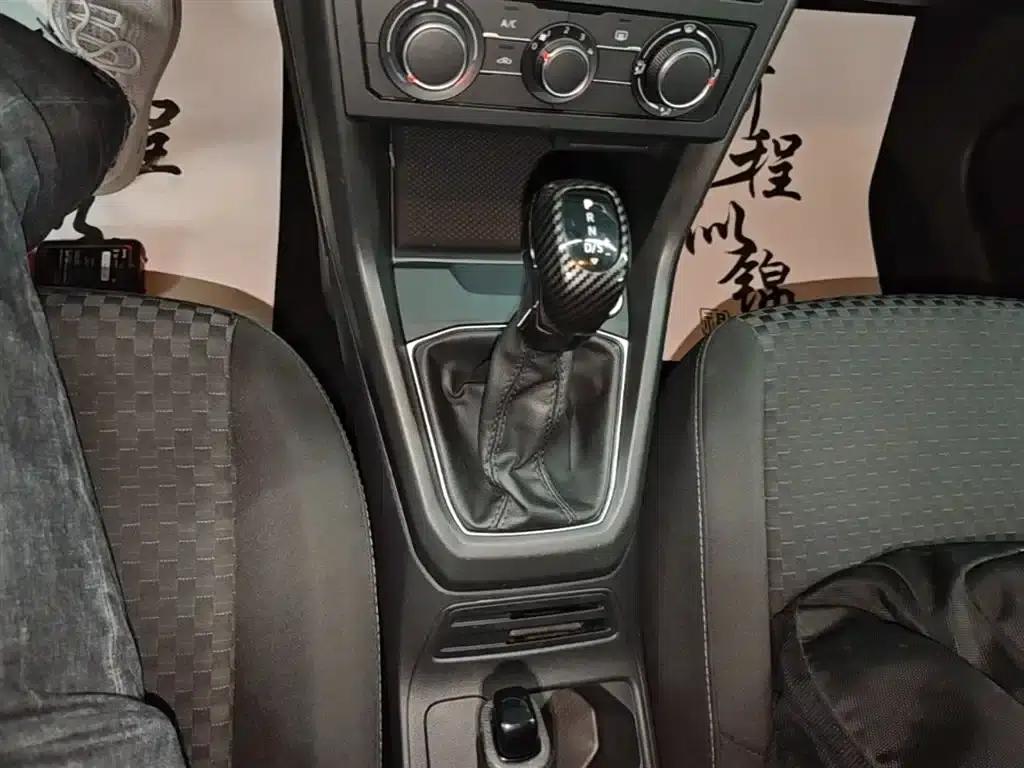 2021 Volkswagen T-Cross 1.5L Automatic Smart Connect Edition — миниатюра 14