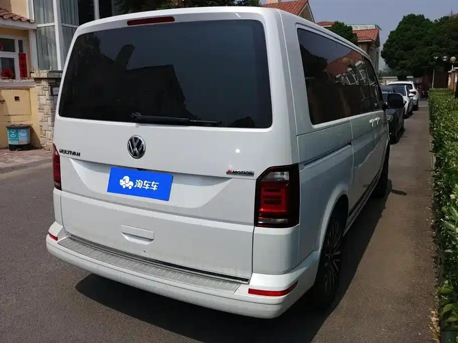 Multivan 2019 2.0TSI 4WD Premium Edition 7-Seater — миниатюра 3