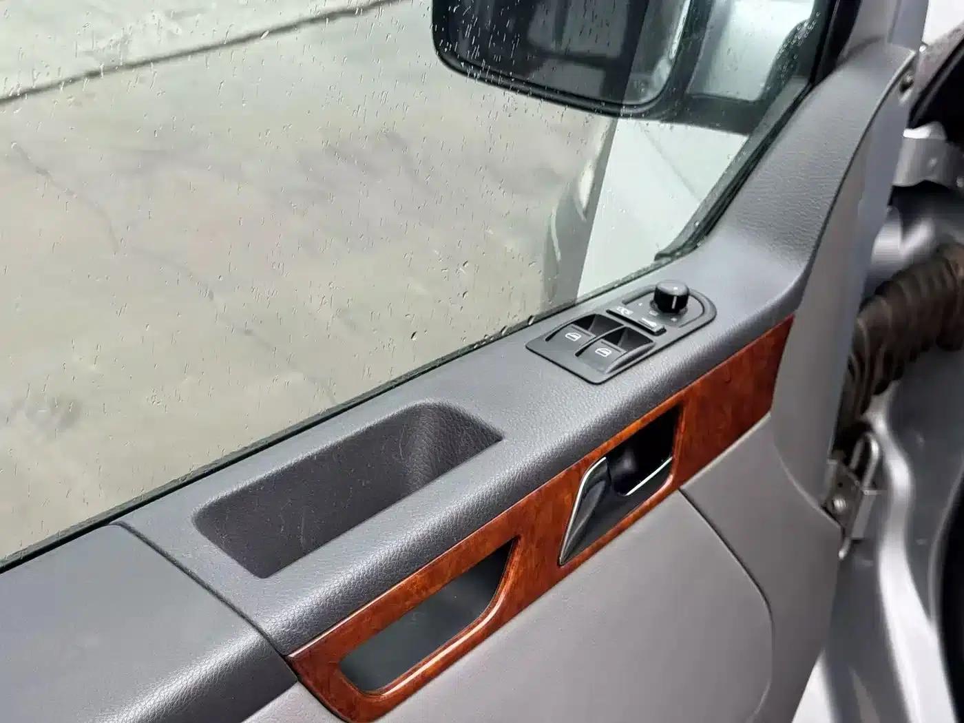 Multivan 2008 3.2L — миниатюра 4