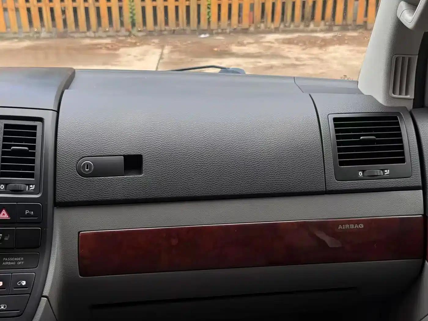 Multivan 2008 3.2L — миниатюра 8