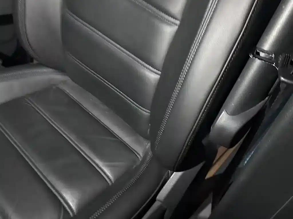 Multivan 2016 2.0TSI 4WD Premium Edition 7-Seater — миниатюра 5