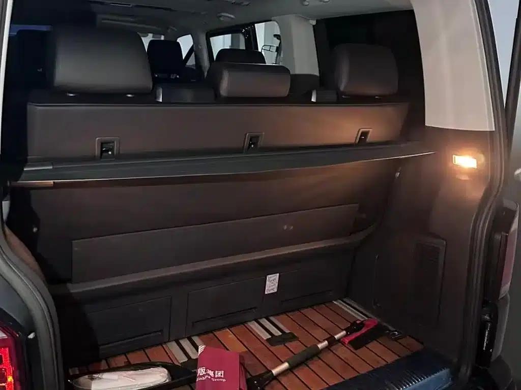 Multivan 2016 2.0TSI 4WD Premium Edition 7-Seater — миниатюра 10