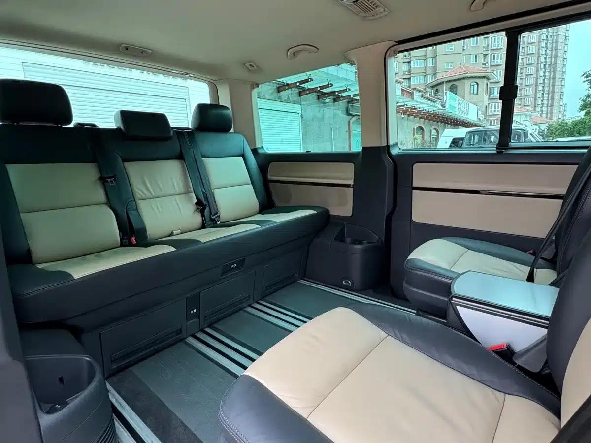 Multivan 2012 2.0TSI 4WD Premium Edition — миниатюра 13