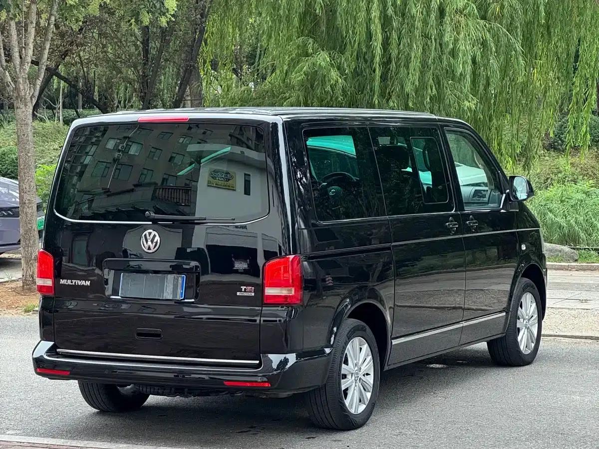 Multivan 2012 2.0TSI 4WD Premium Edition — миниатюра 3