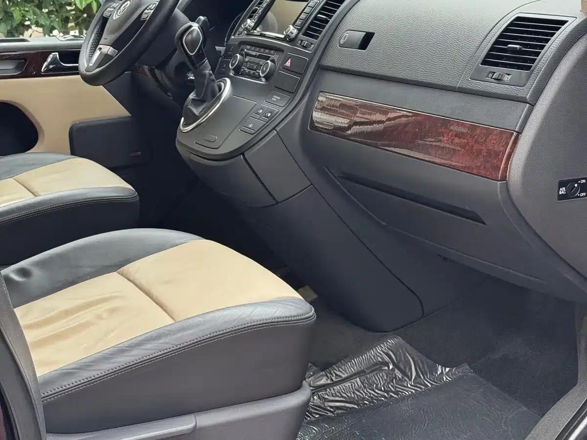 Multivan 2012 2.0TSI 4WD Premium Edition — миниатюра 8