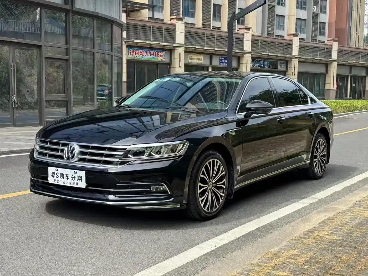 Phideon 2018 Facelift 380TSI 2WD Business Edition — миниатюра 1