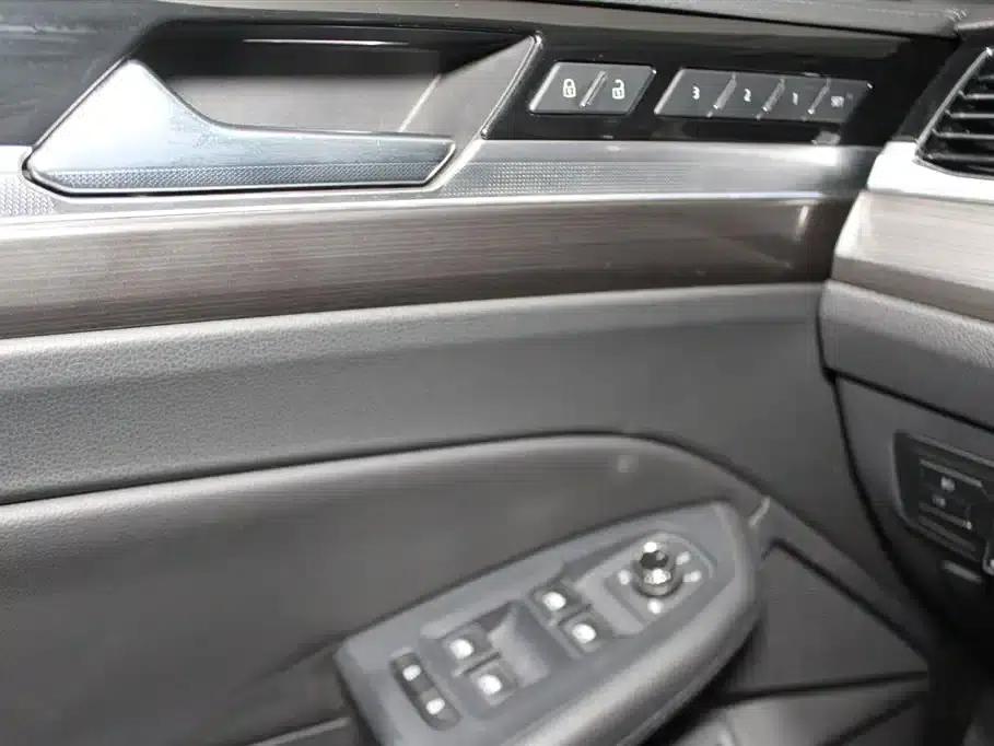 Phideon 2016 380TSI 2WD Supreme Edition — миниатюра 12