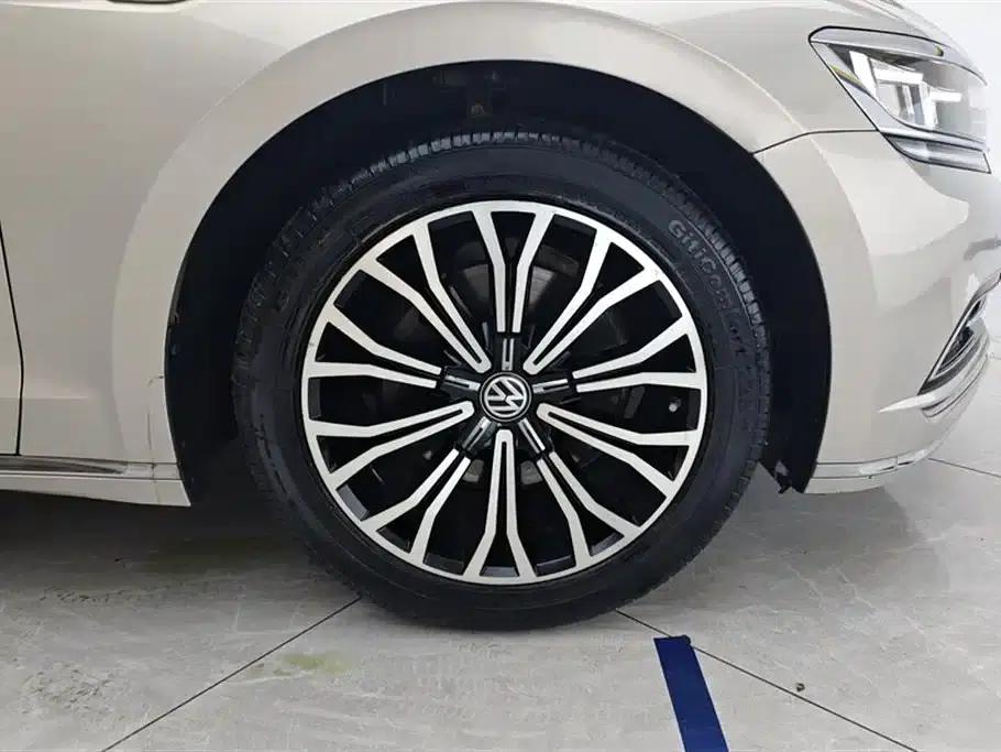 Phideon 2018 Facelift 380TSI 2WD Business Edition — миниатюра 6