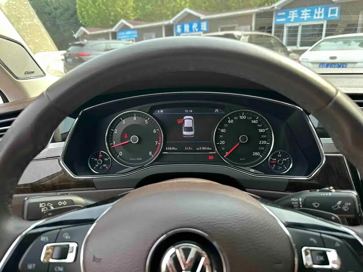 Phideon 2018 Facelift 380TSI 2WD Flagship Edition — миниатюра 2