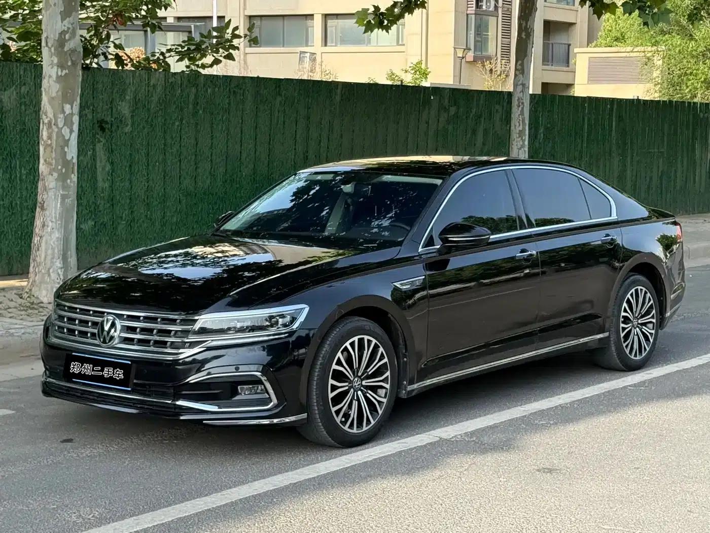 Phideon 2021 380TSI Luxury Edition — миниатюра 1
