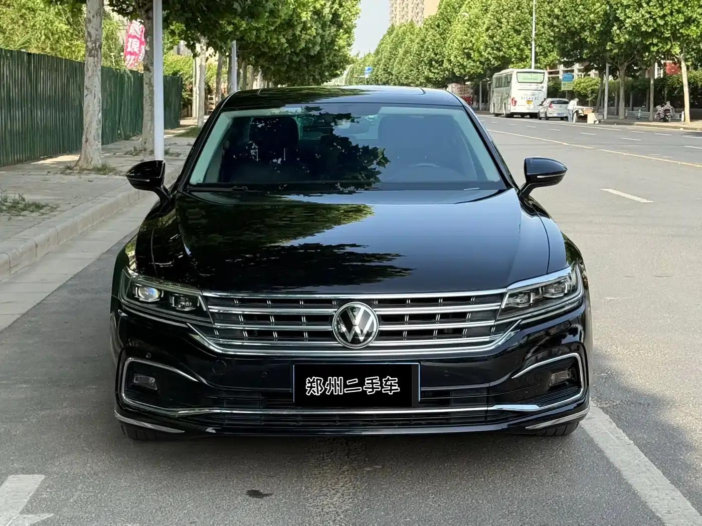 Phideon 2021 380TSI Luxury Edition — миниатюра 2