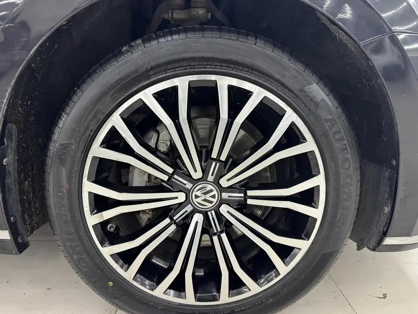 Phideon 2018 Facelift 380TSI 2WD Business Edition — миниатюра 8