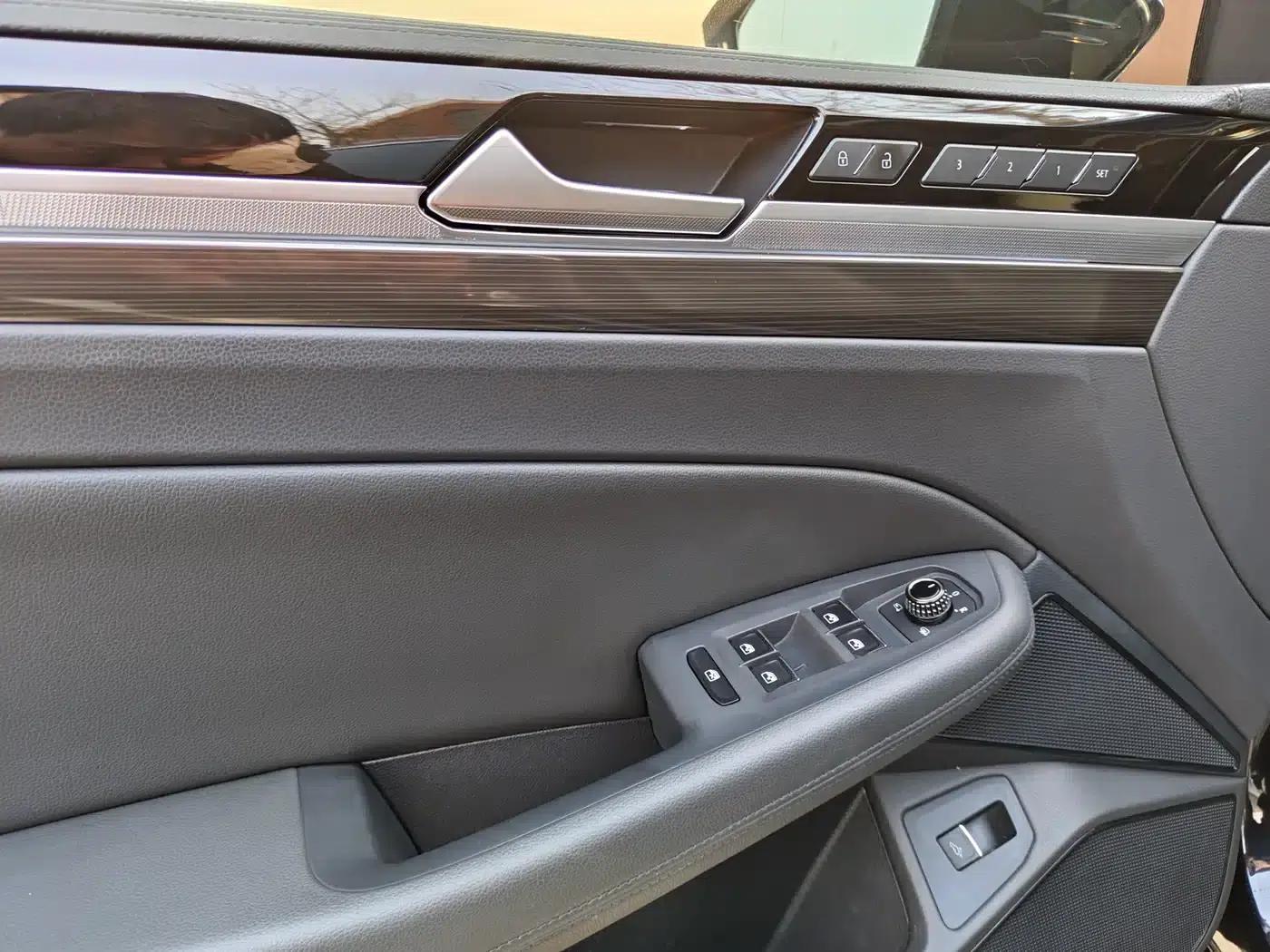 Phideon 2019 380TSI 2WD Business Edition (National V Emission Standard) — миниатюра 19