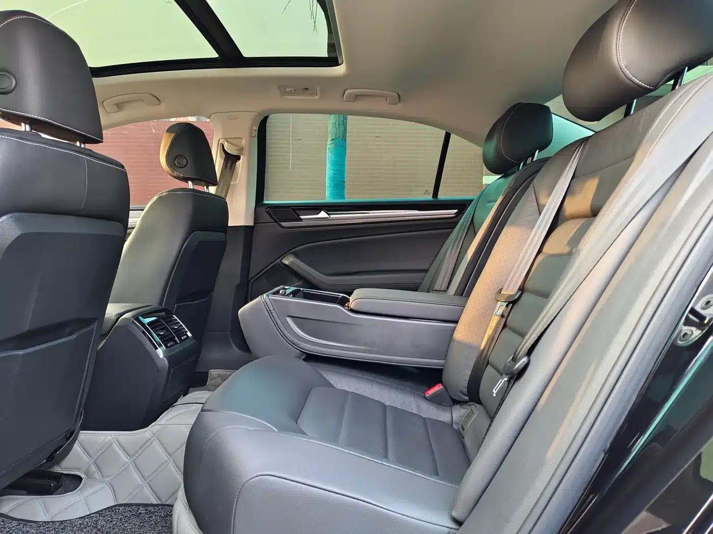 Phideon 2019 380TSI 2WD Business Edition (National V Emission Standard) — миниатюра 24