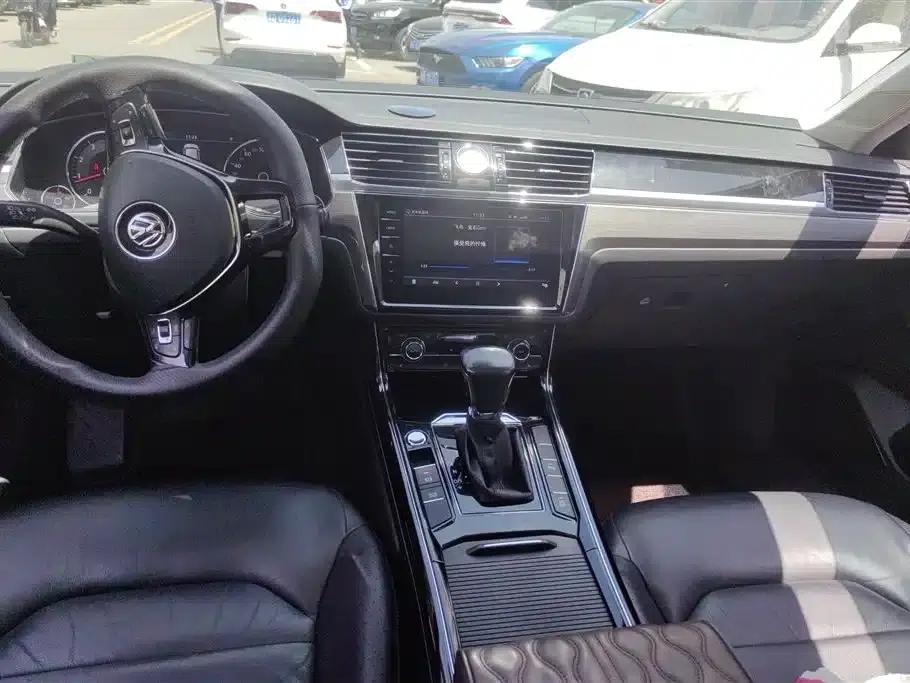 Phideon 2018 Facelift 380TSI 2WD Business Edition — миниатюра 13