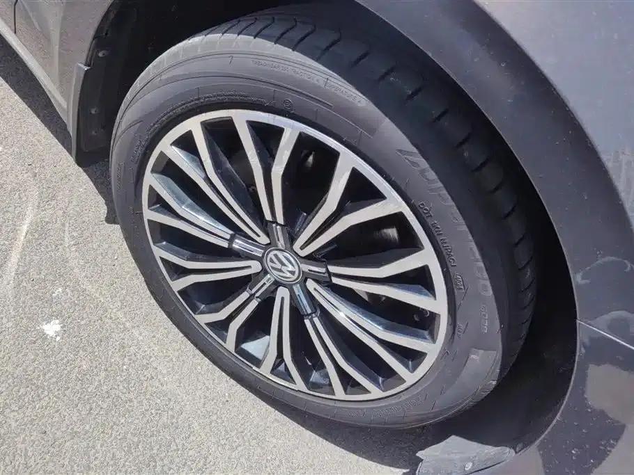 Phideon 2018 Facelift 380TSI 2WD Business Edition — миниатюра 6