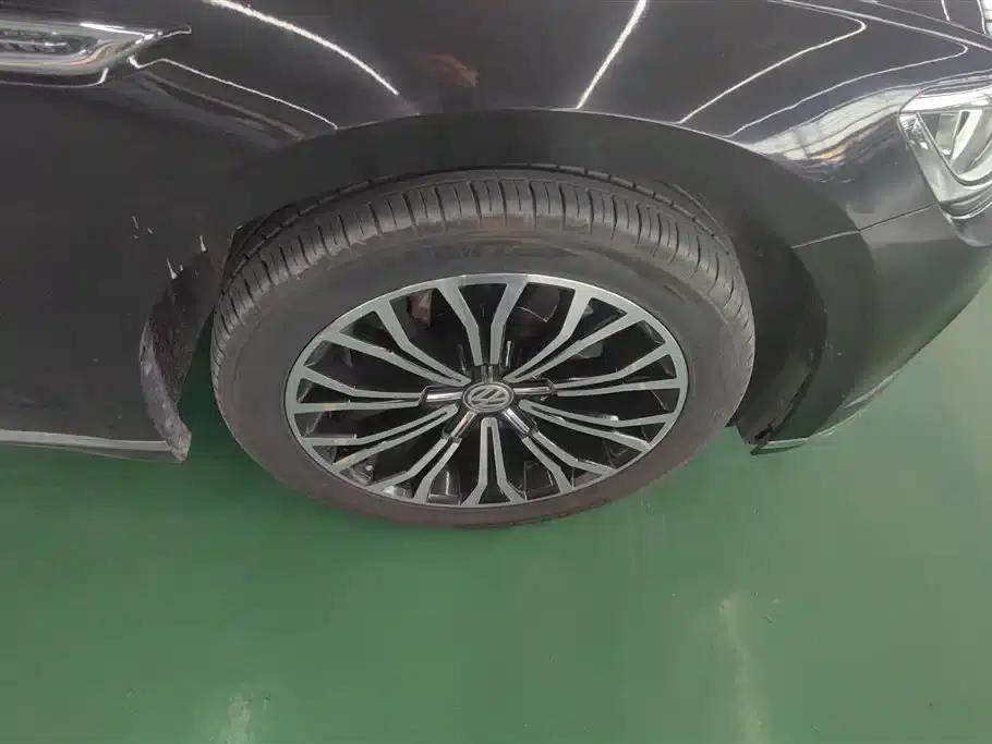 Phideon 2018 Facelift 380TSI 2WD Business Edition — миниатюра 6