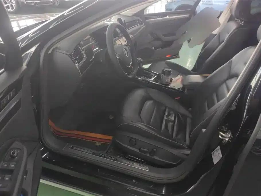 Phideon 2018 Facelift 380TSI 2WD Business Edition — миниатюра 9