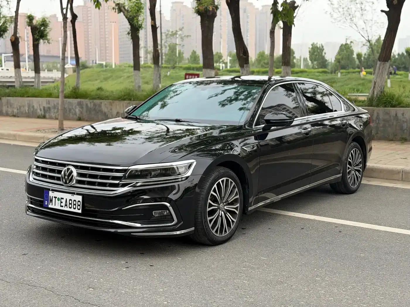 Phideon 2021 380TSI Luxury Edition — миниатюра 1
