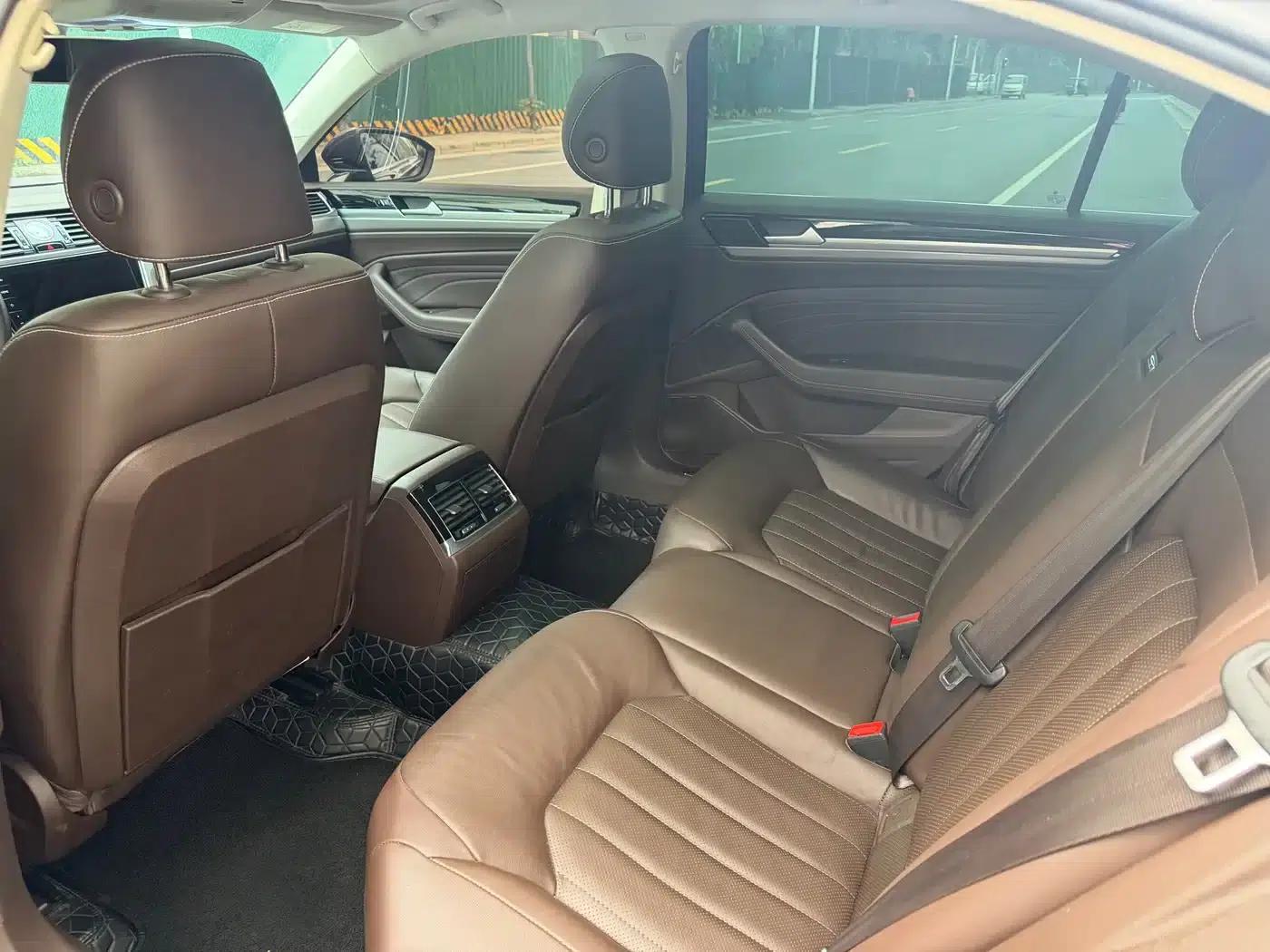 Phideon 2021 380TSI Luxury Edition — миниатюра 6