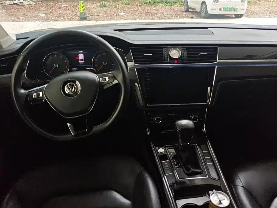 Phideon 2018 Facelift 380TSI 2WD Business Edition — миниатюра 12