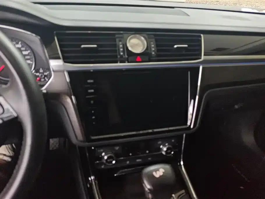 Phideon 2018 Facelift 380TSI 2WD Business Edition — миниатюра 13