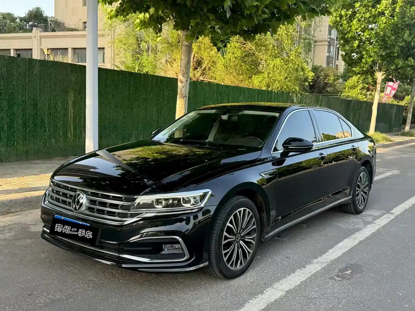 Phideon 2021 380TSI Luxury Edition — миниатюра 1