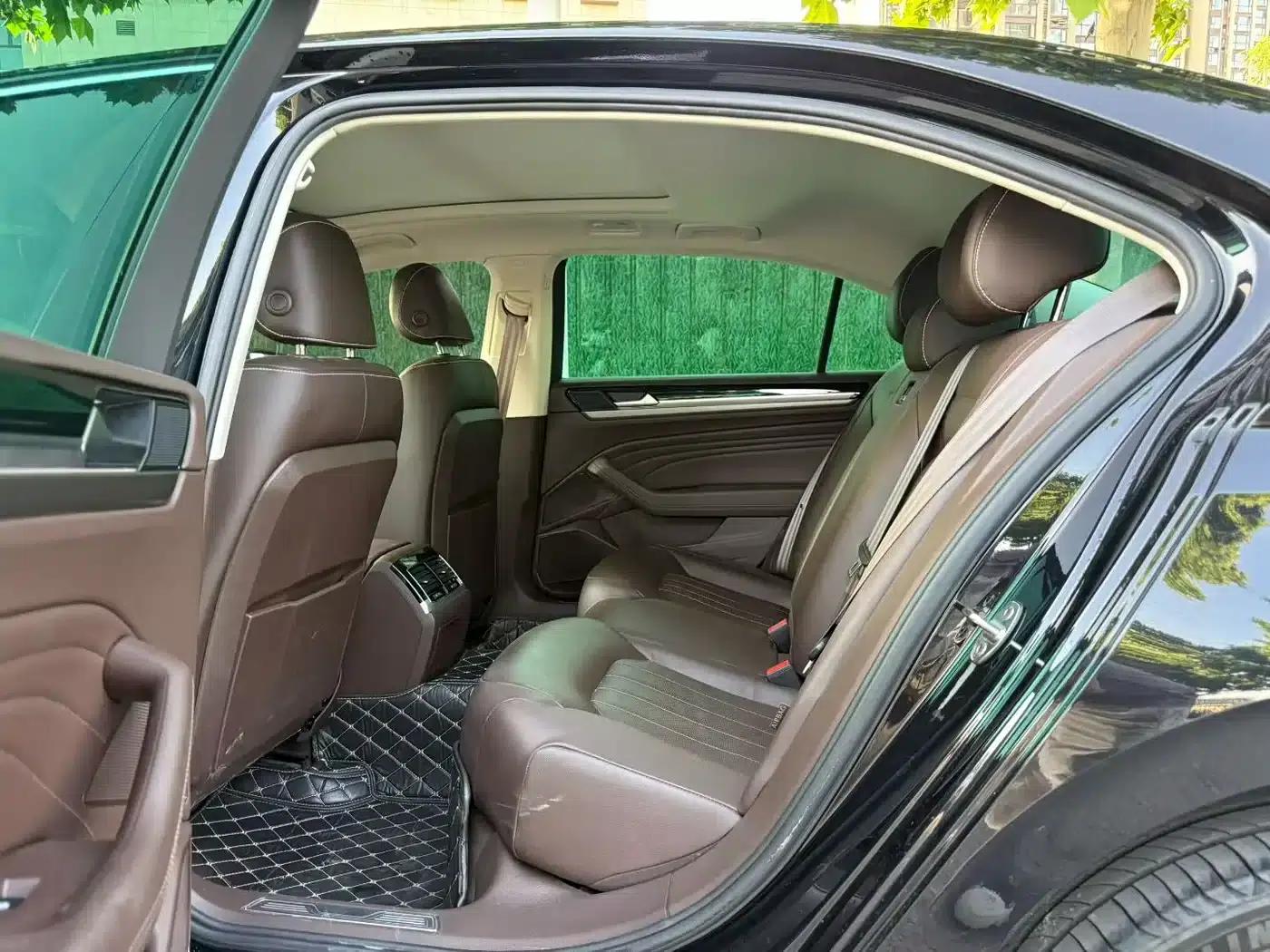 Phideon 2021 380TSI Luxury Edition — миниатюра 6