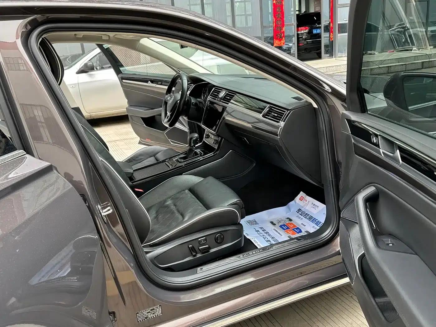 Phideon 2018 Facelift 380TSI 2WD Flagship Edition — миниатюра 20