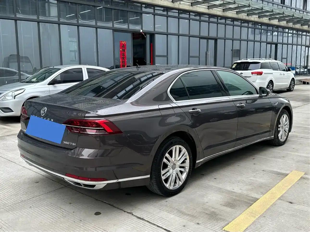 Phideon 2018 Facelift 380TSI 2WD Flagship Edition — миниатюра 4