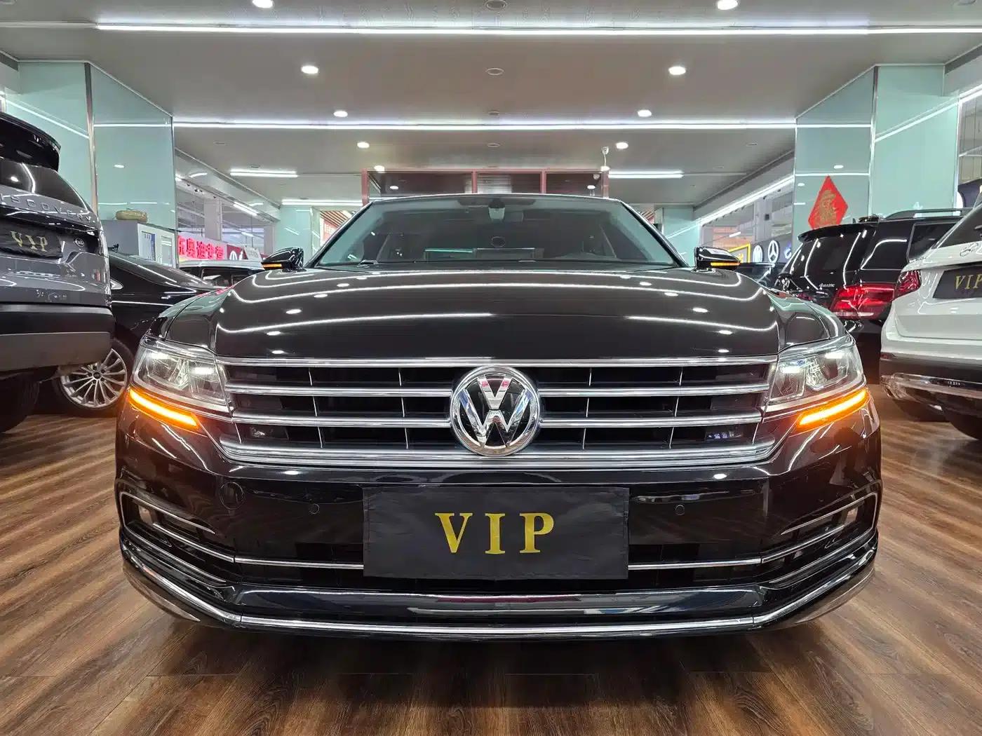 Phideon 2018 380TSI 2WD Business Edition — миниатюра 2