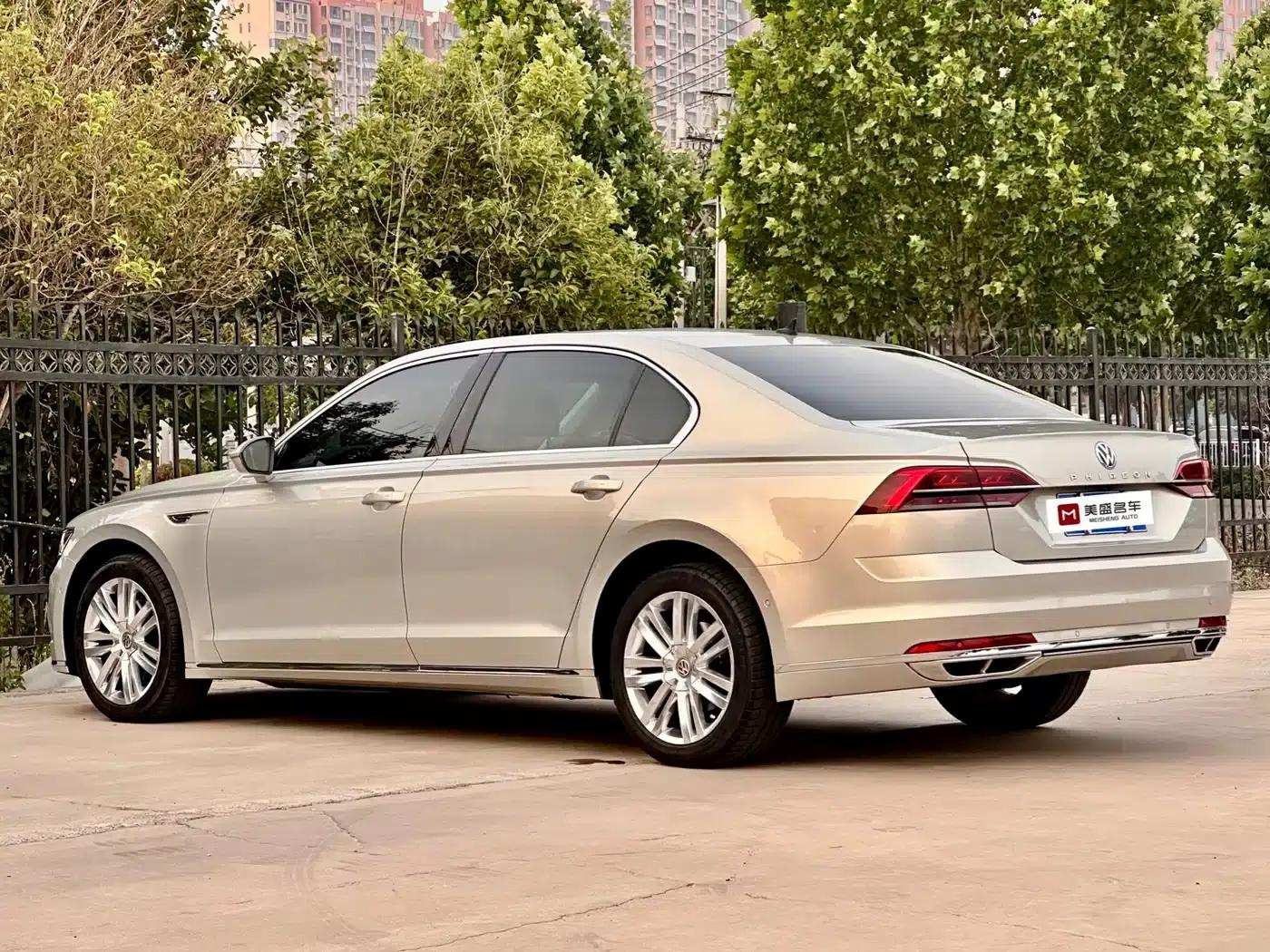 Phideon 2018 380TSI 2WD Flagship Edition — миниатюра 7