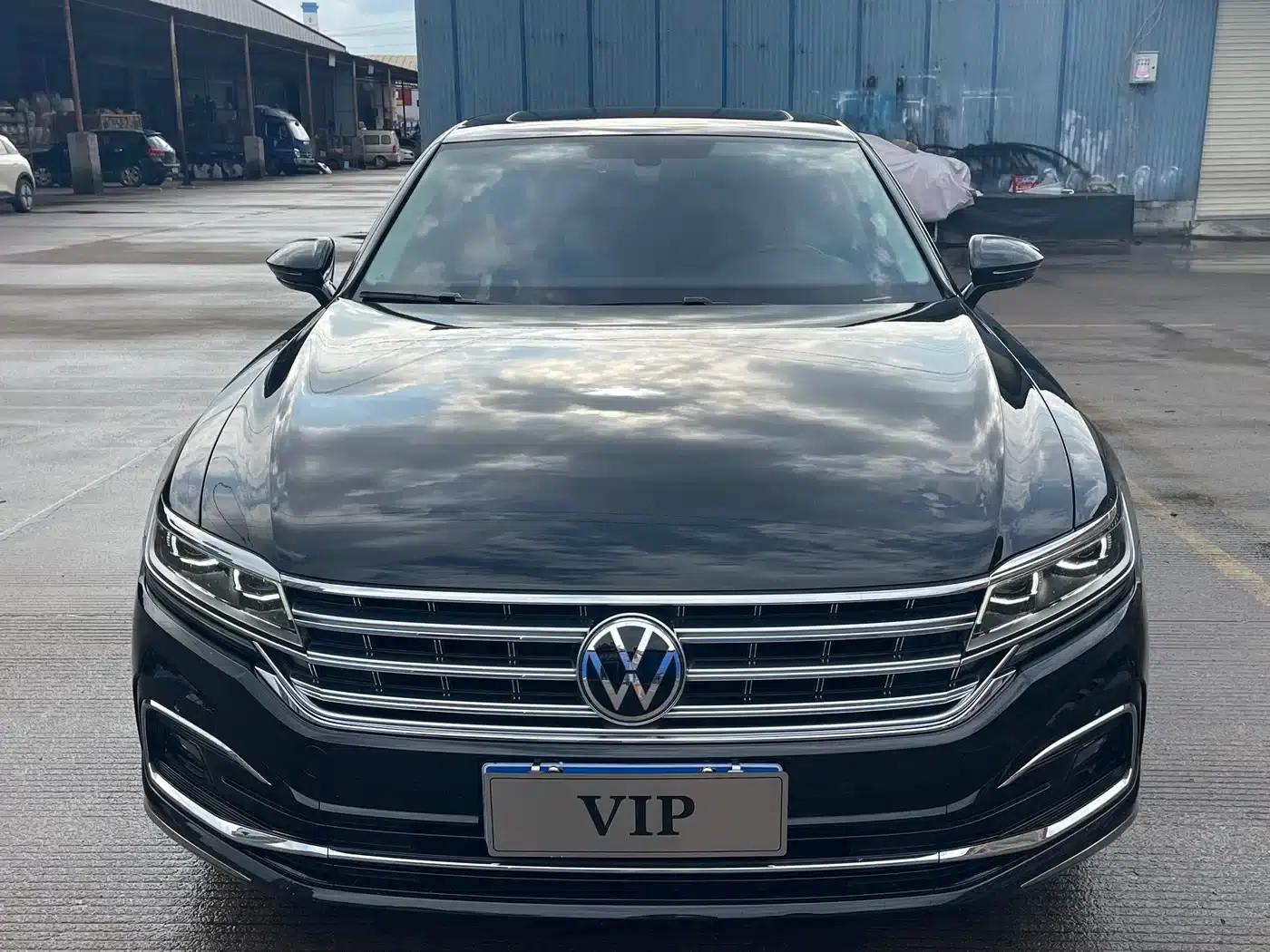 Phideon 2021 380TSI Luxury Edition — миниатюра 2