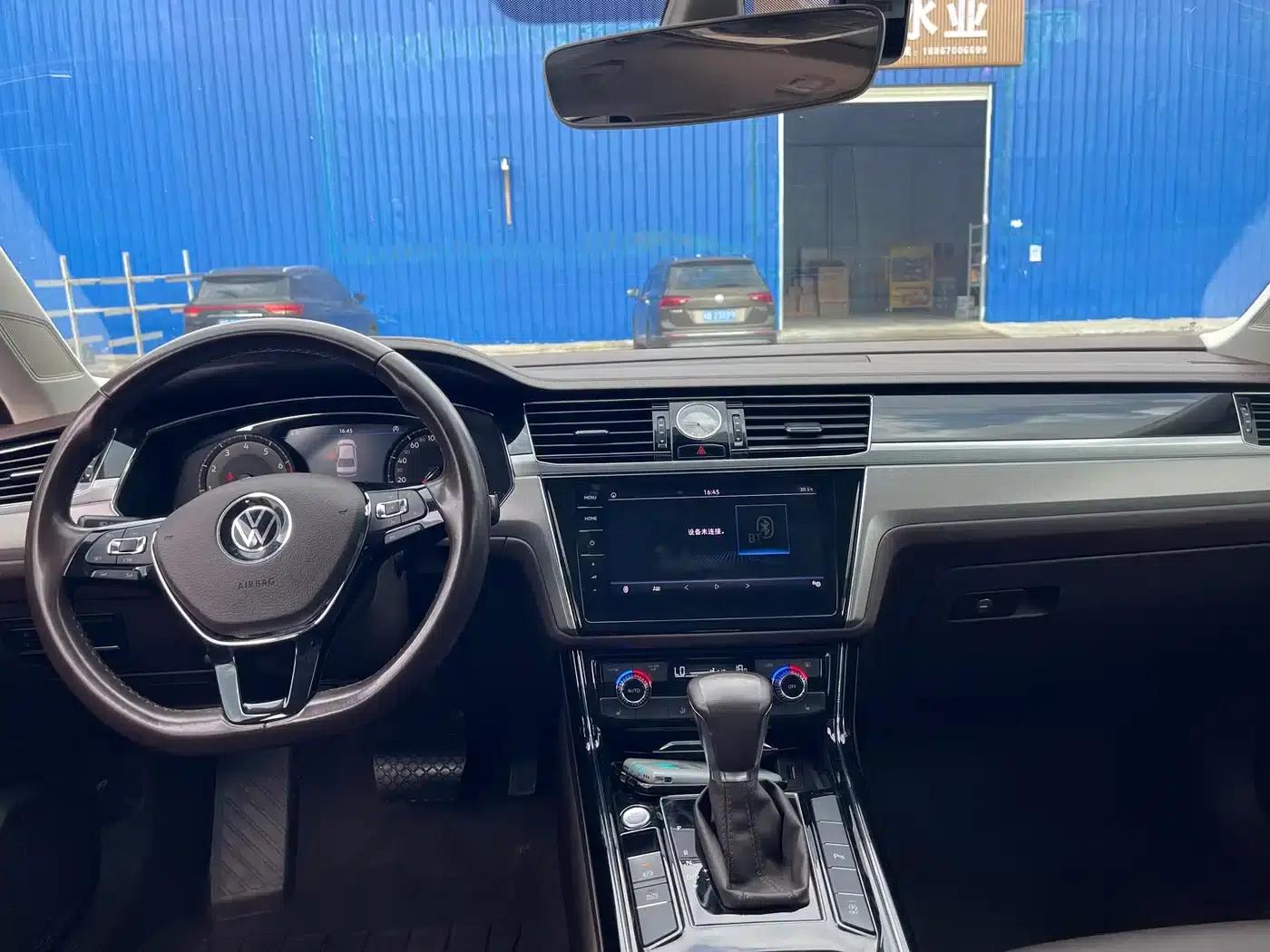 Phideon 2021 380TSI Luxury Edition — миниатюра 8