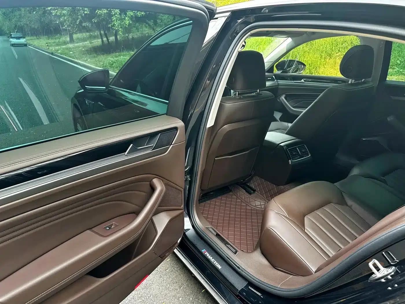 Phideon 2021 380TSI Luxury Edition — миниатюра 11