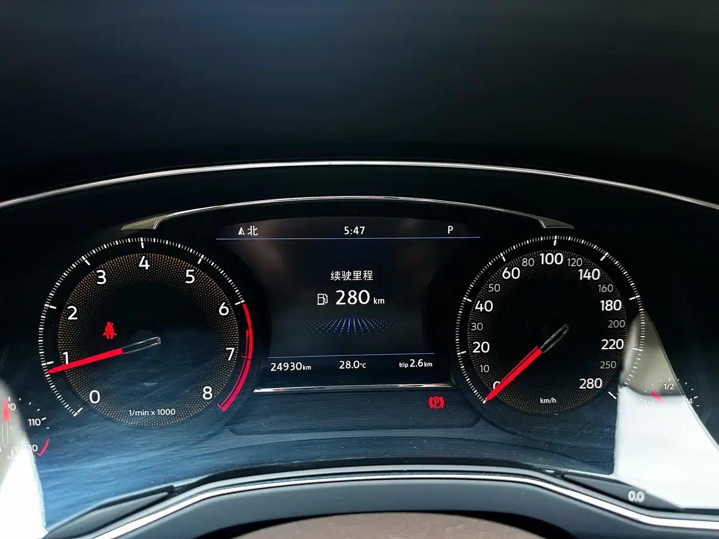 Phideon 2021 380TSI Luxury Edition — миниатюра 13