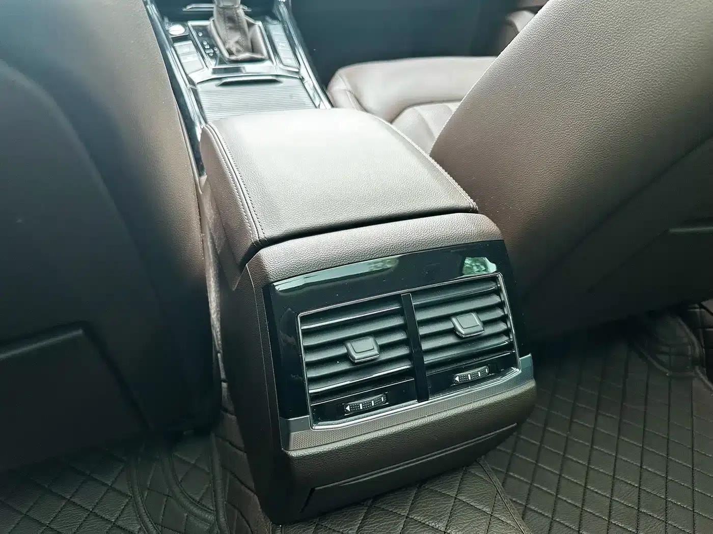 Phideon 2021 380TSI Luxury Edition — миниатюра 18